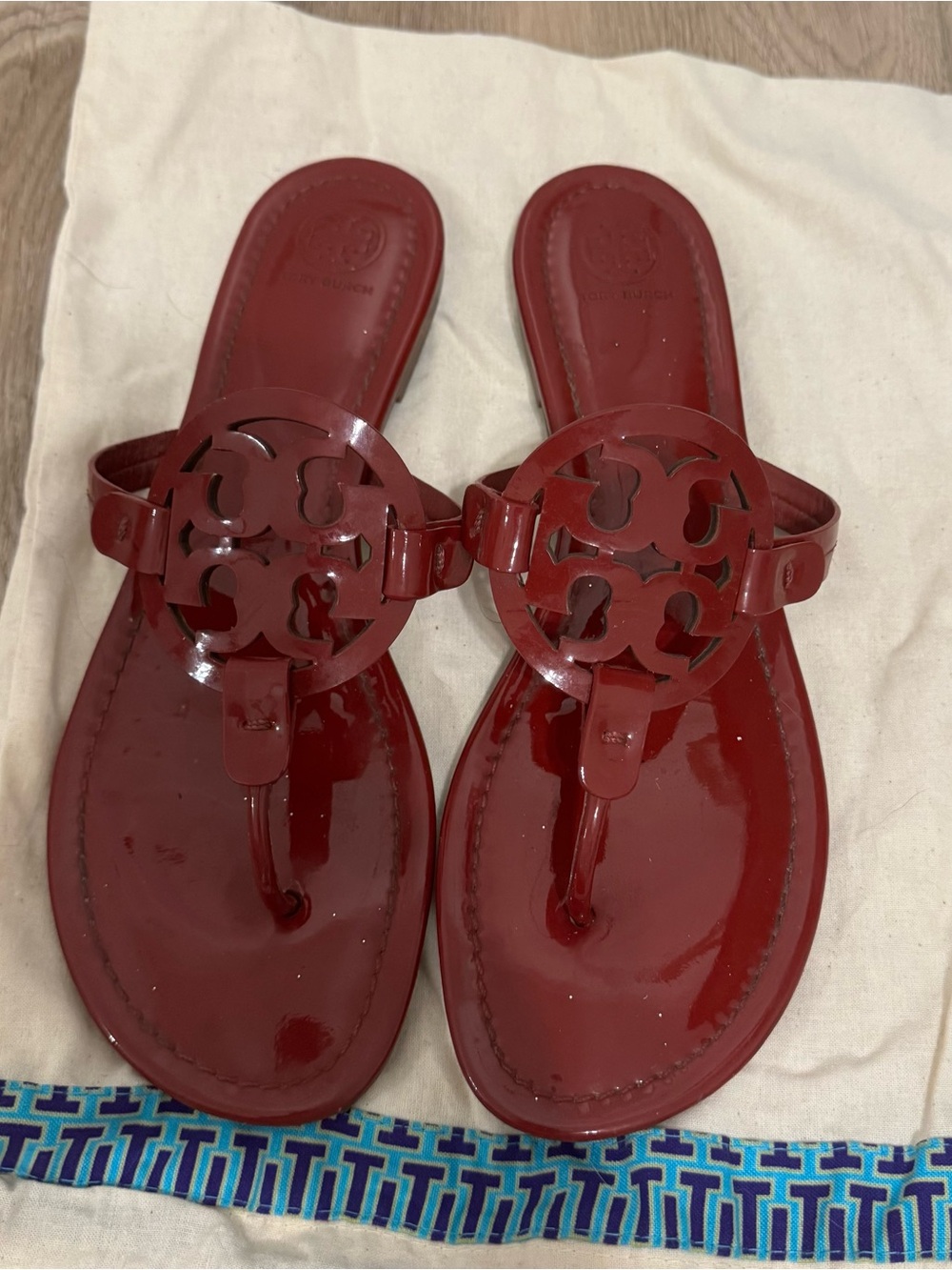 Patent Red Logo-Style Women’s Slide Sandals